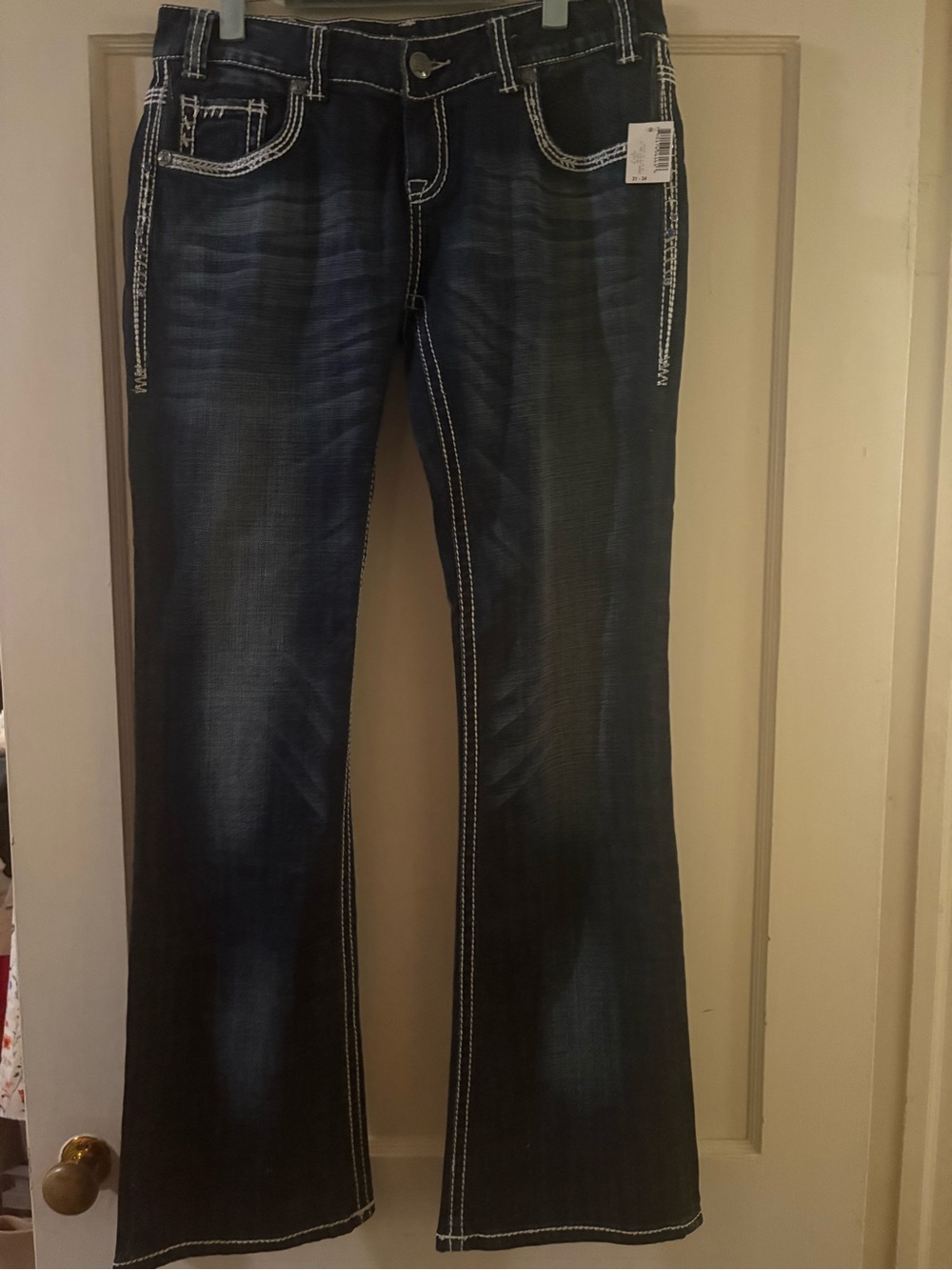 Rock & Roll Cowgirl Dark Indigo Boot Cut Jeans with White Contrast Stitching